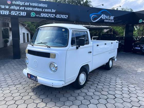 VOLKSWAGEN KOMBI 1.6 MI PICK-UP CS 8V GASOLINA 2P MANUAL VOLKSWAGEN KOMBI 1.6 MI PICK-UP CS 8V GASOLINA 2P MANUAL